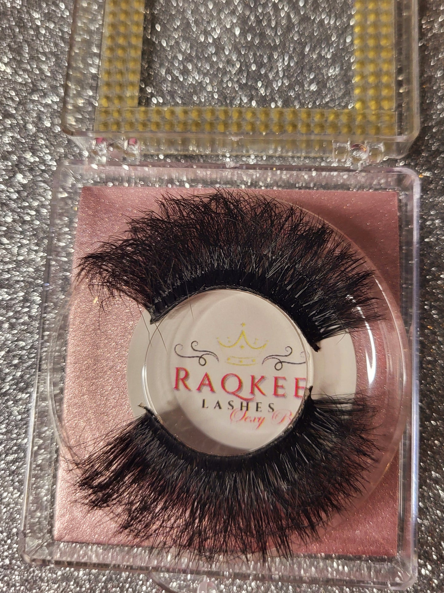 Too Tempting Lashes