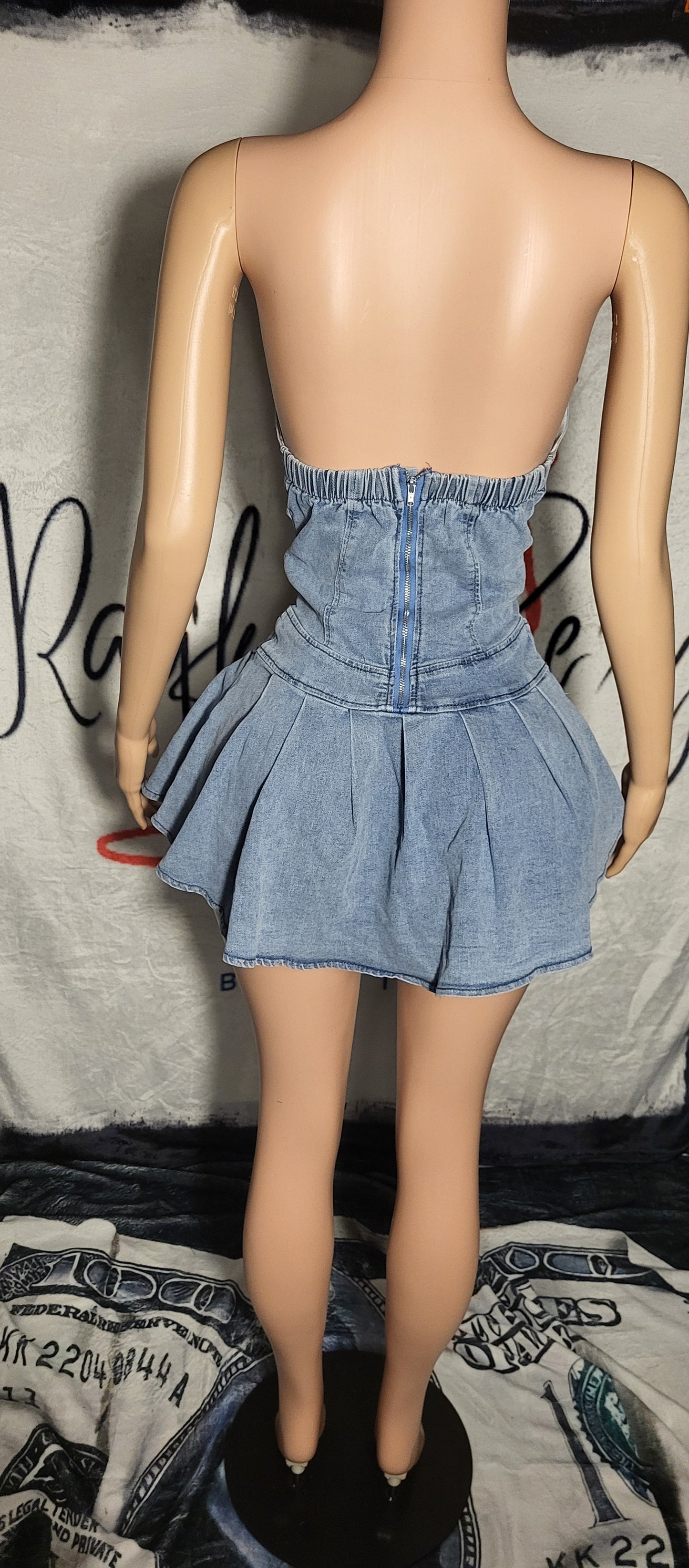 Ruffled Denim Dress With Heart Buckle