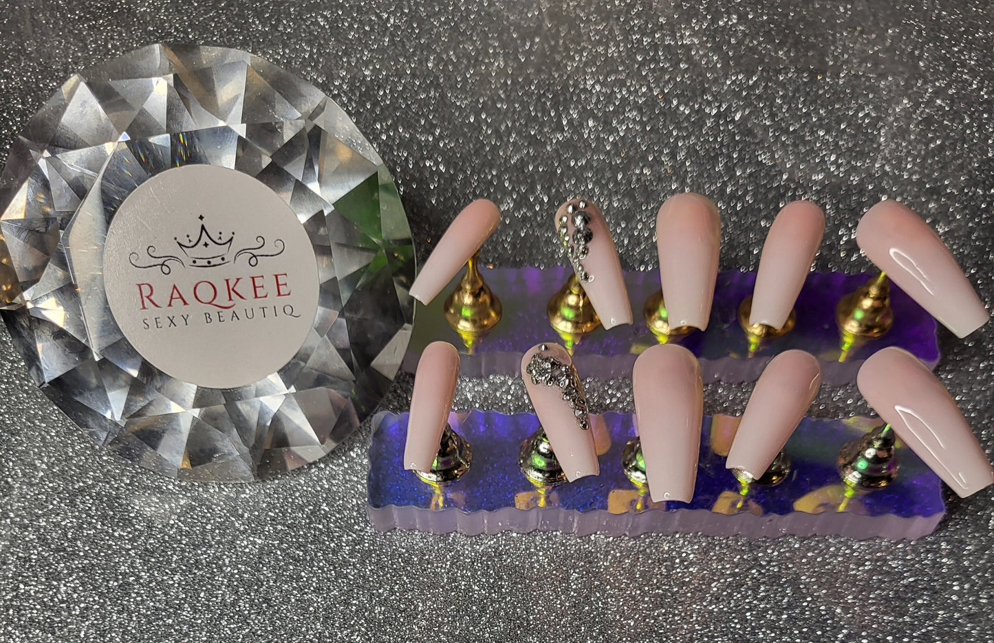 White Ombre Press On Nails With Rhinestones Decor